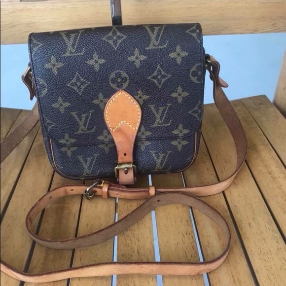 Louis Vuitton Handbags - Authentic louis vuitton CARTOUCHIERE PM